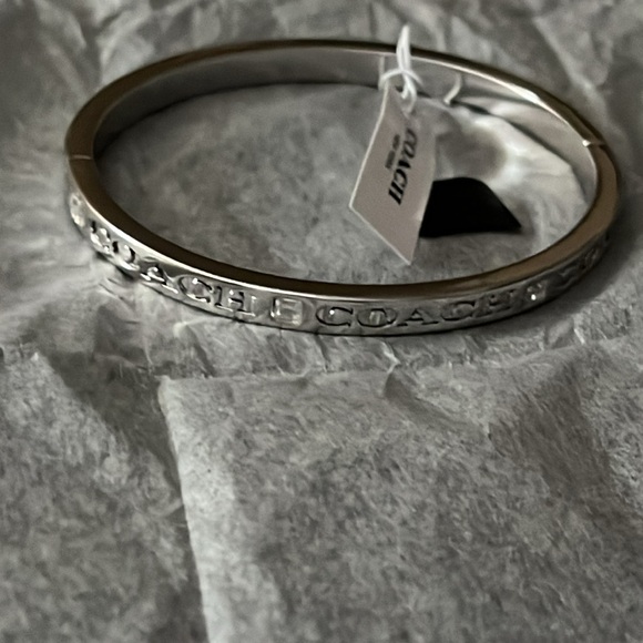 Coach Stone Bangle - Picture 3 of 7